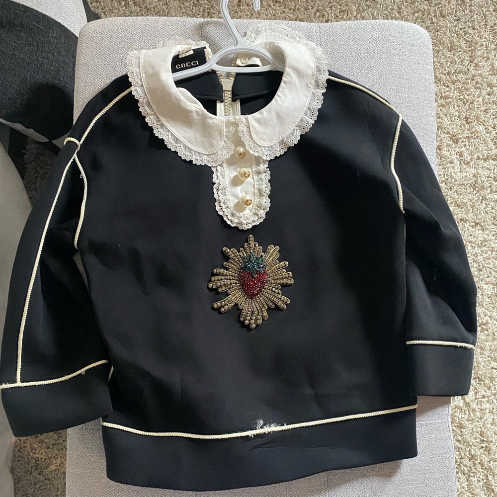 Gucci top size small